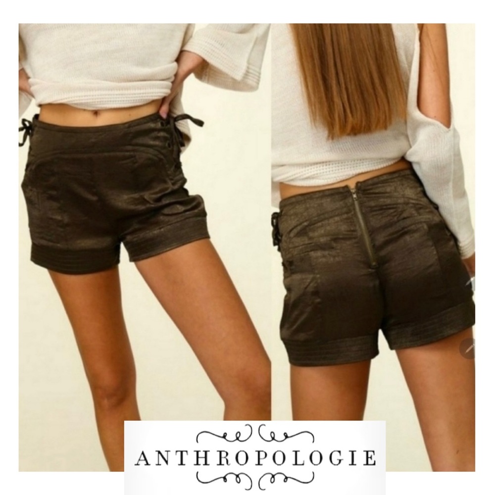 Anthropologie Lumiere Shorts Size Small in Olive Green